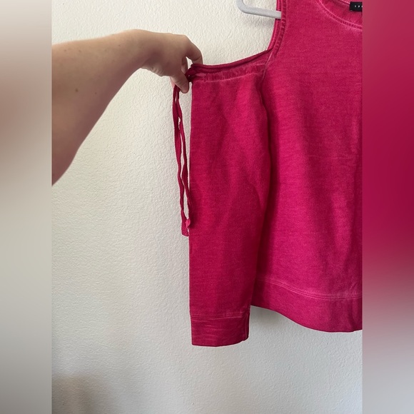 Sanctuary Parkside Cold Shoulder Camellia Sweatshirt in Pink Women's Size S - Picture 4 of 14